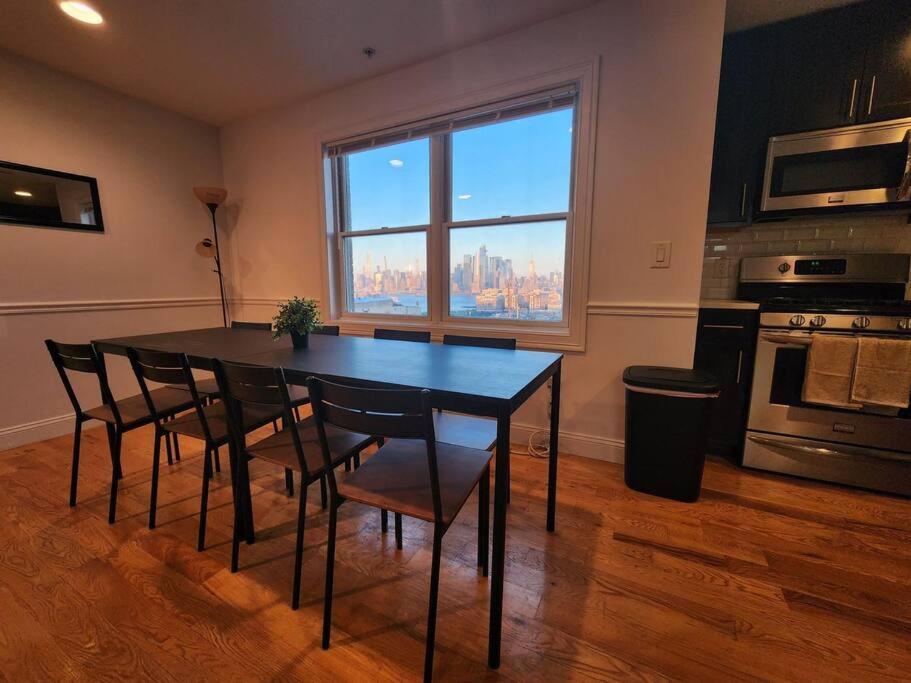 Appartement Luxurious 2 Bed ! Mins To Nyc! à Union City Extérieur photo